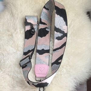 ANIMAL PRINT  HAND BAG STRAP